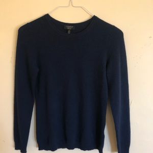 Comfy 100% cashmere crew neck